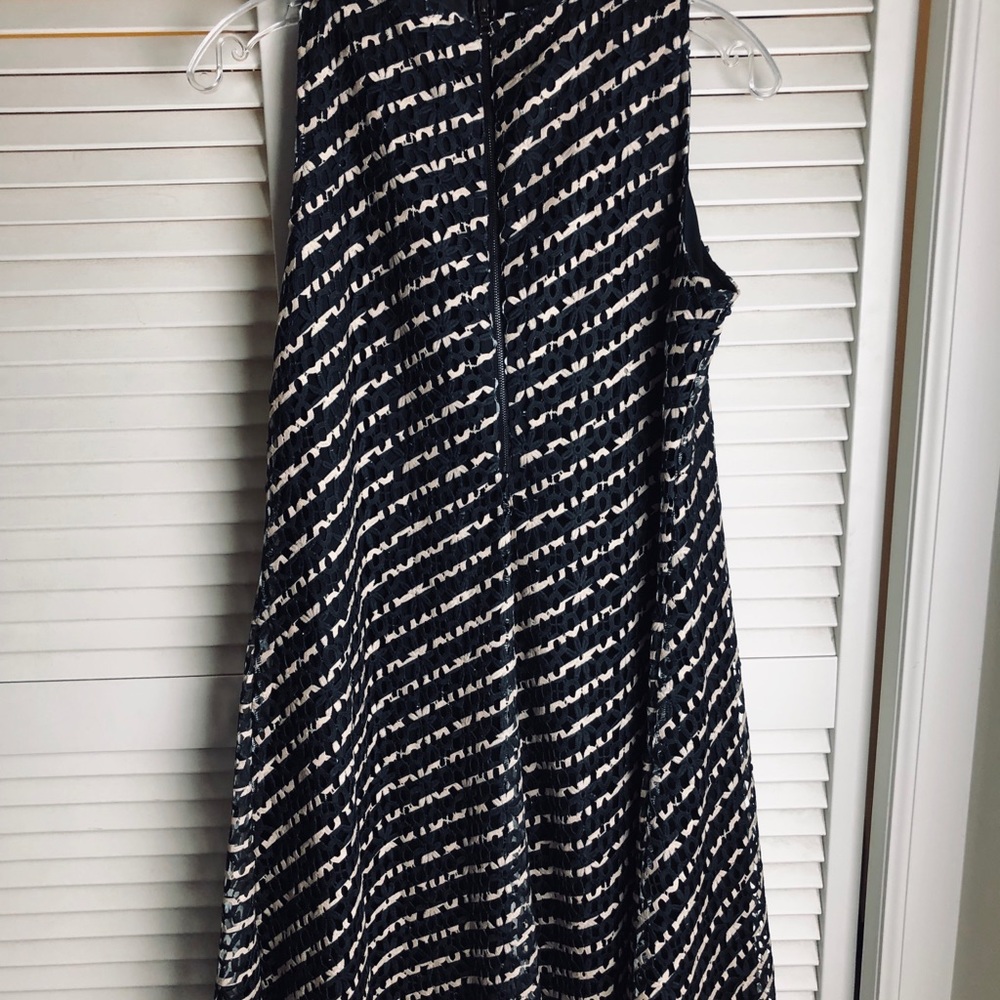 TAYLOR A SYMMETRICAL STYLE DRESS - Picture 4 of 5
